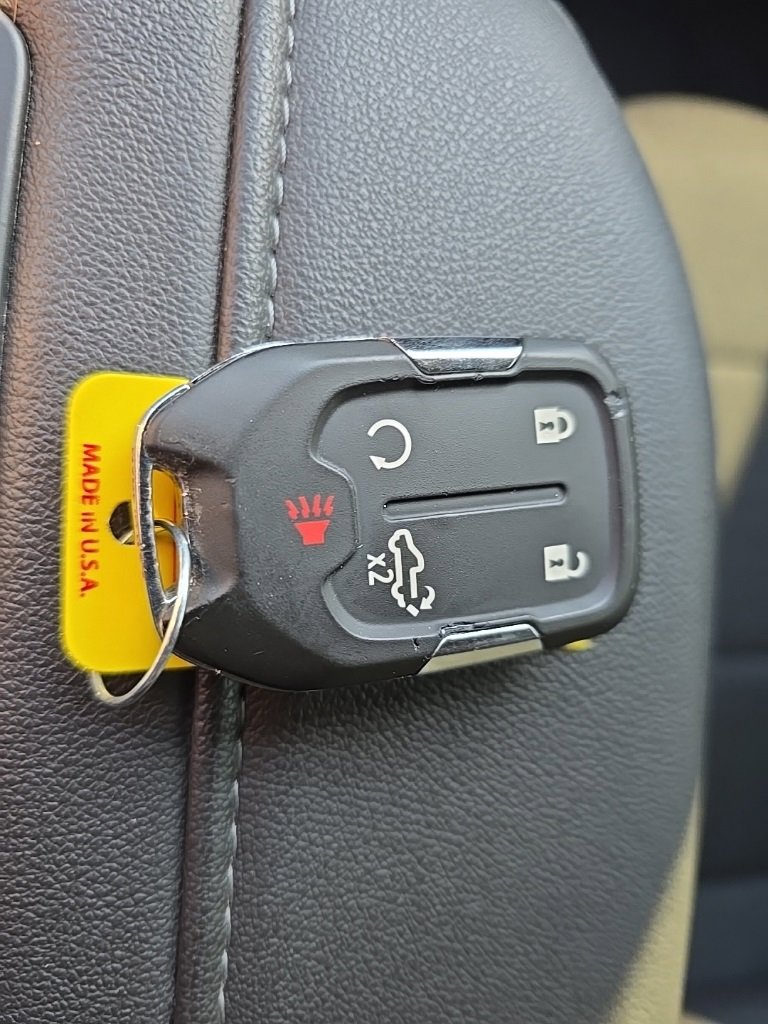 Used 2020 Chevrolet Silverado 1500 LT Trail Boss image 8