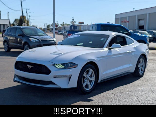 Used 2020 Ford Mustang Coupe RWD image 4