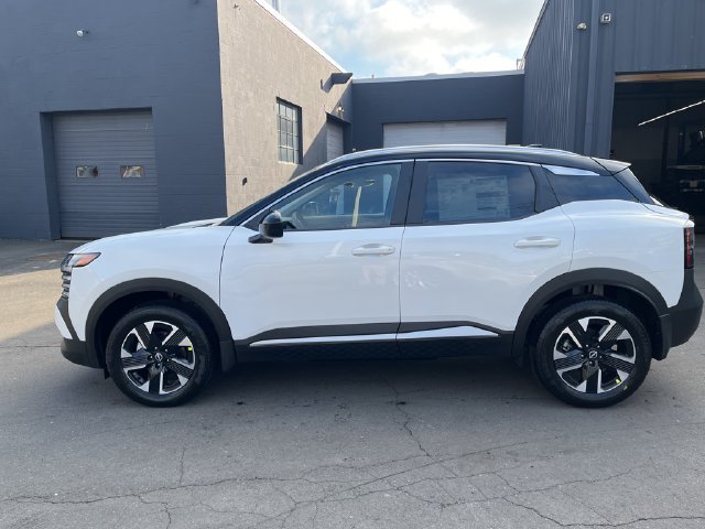 New 2026 Nissan Kicks SV w/ SV Premium Package AWD/4WD image 29