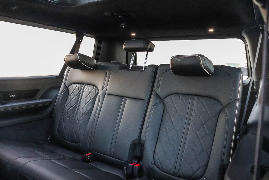 New 2026 Jeep Grand Wagoneer L Summit AWD/4WD image 23