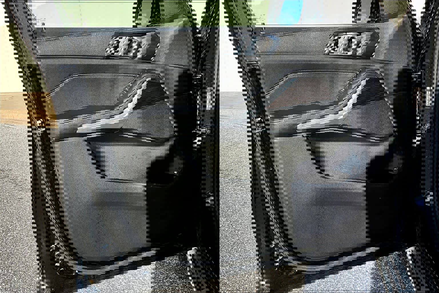 Used 2023 BMW X5 xDrive45e image 21