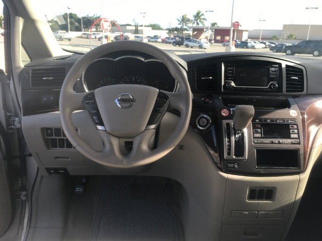 Used 2016 Nissan Quest SV image 10