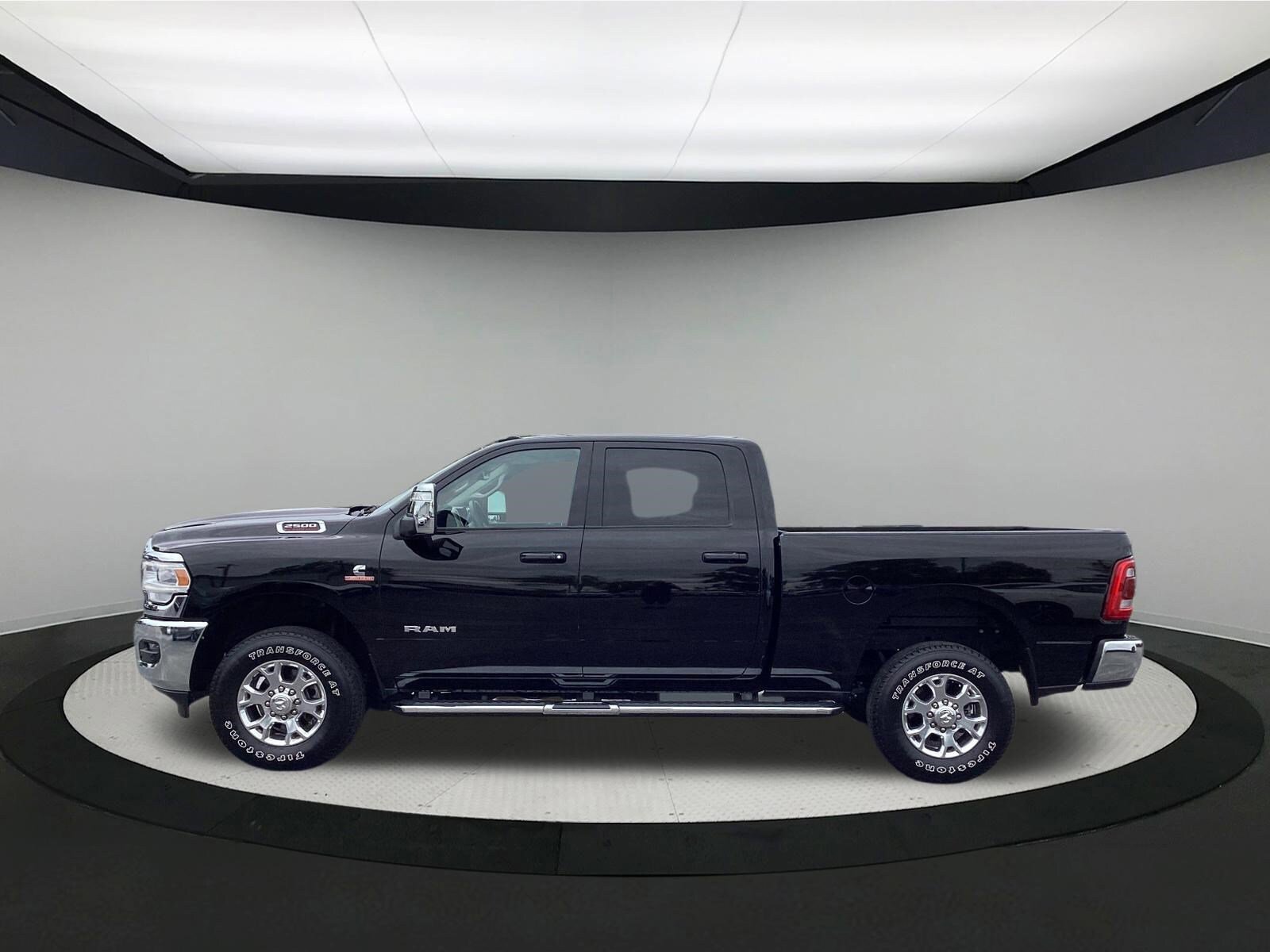 Used 2023 RAM 2500 Laramie AWD/4WD image 5