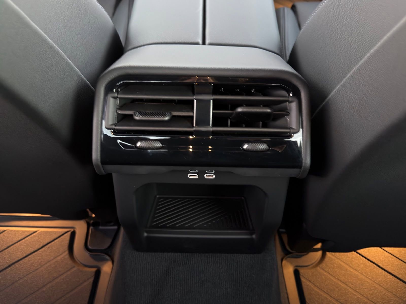 New 2026 BMW 530i w/ Premium Package image 16