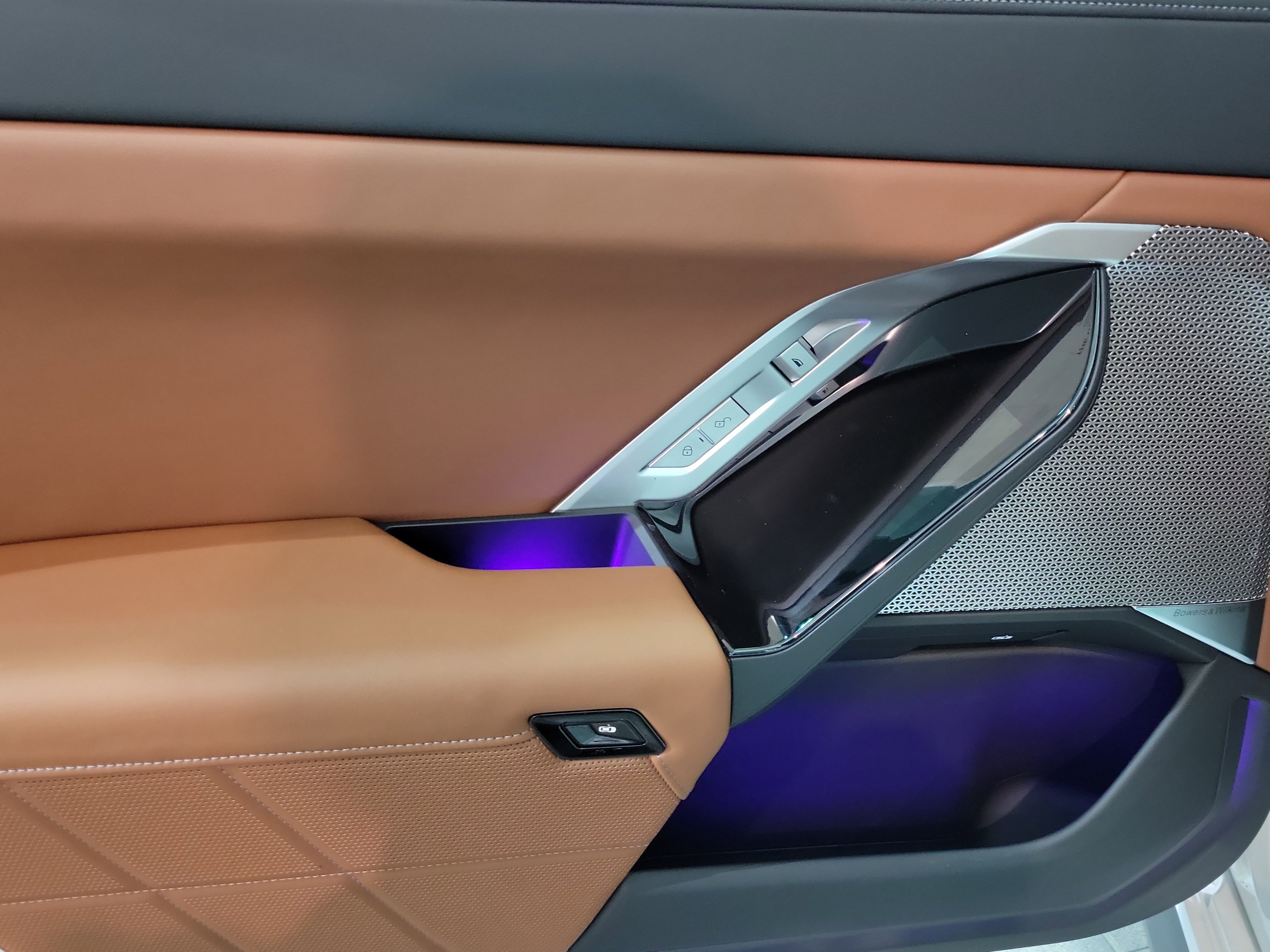 New 2025 BMW i7 xDrive60 image 13