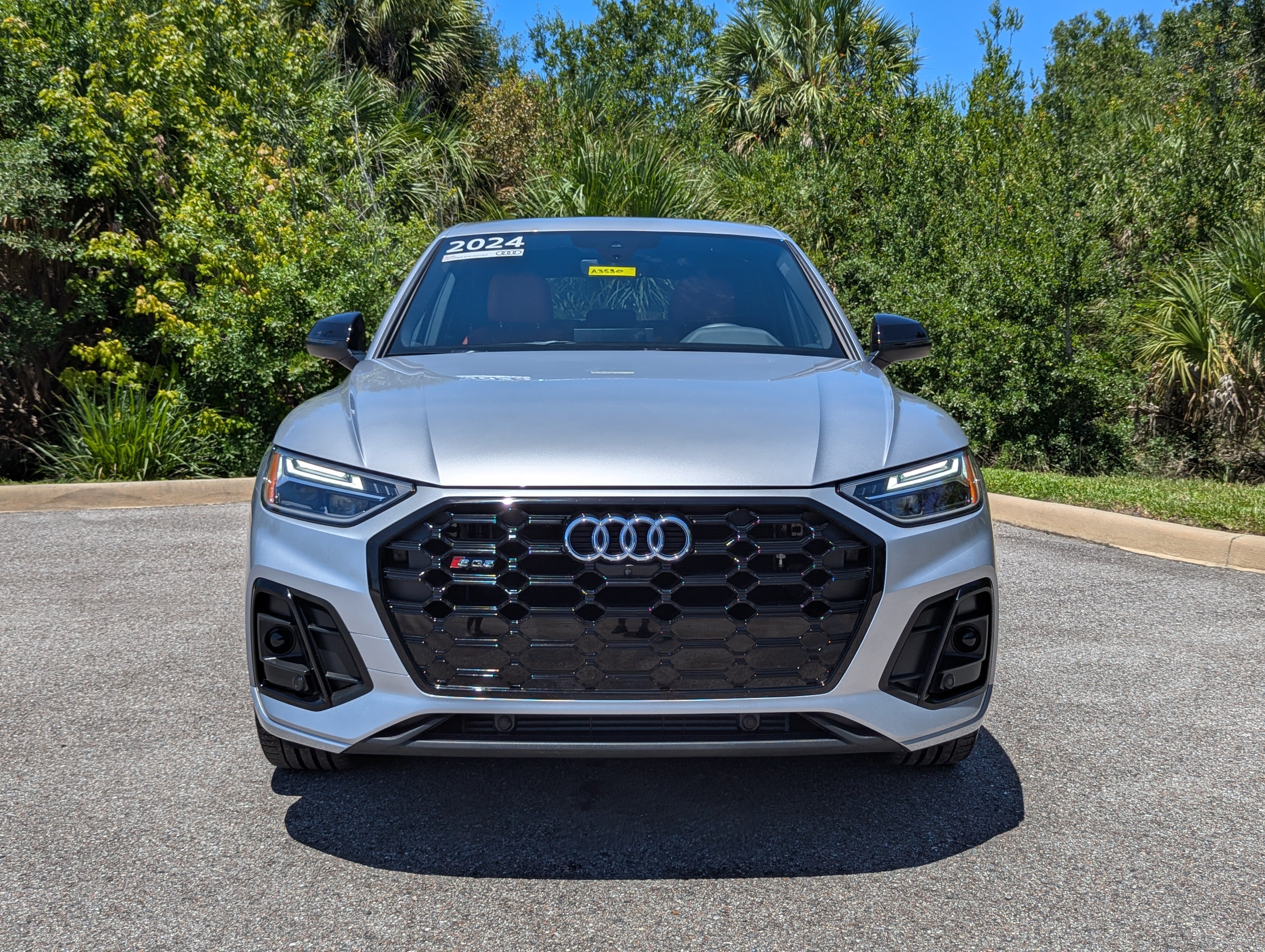 Used 2024 Audi SQ5 Premium Plus AWD/4WD image 2
