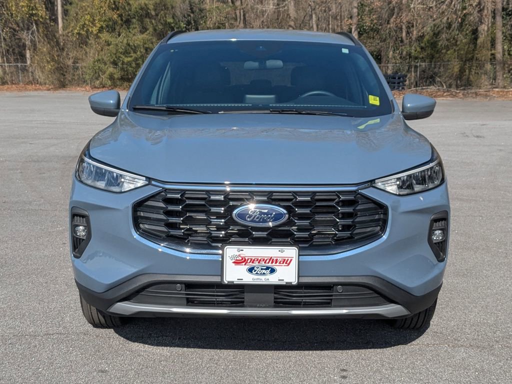 Used 2025 Ford Escape ST-Line Select image 2