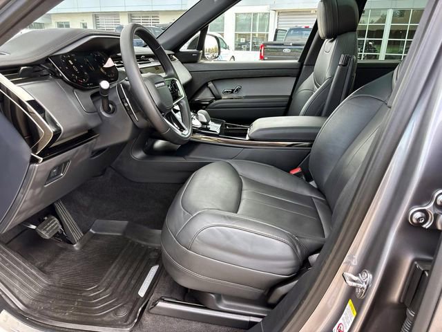 Used 2025 Land Rover Range Rover Sport SE image 7