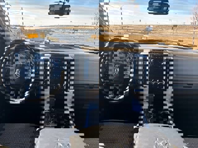 Used 2012 RAM 1500 Big Horn w/ Luxury Group image 12