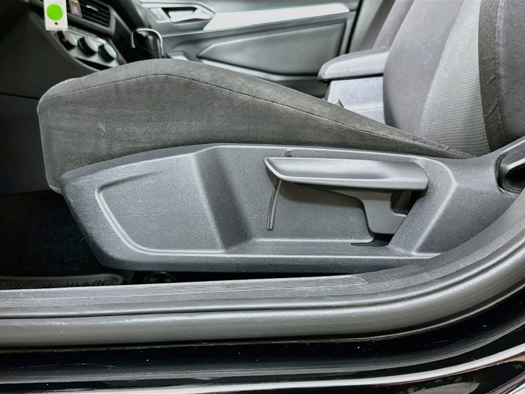Used 2021 Volkswagen Jetta S w/ Driver Assistance Package FWD image 20