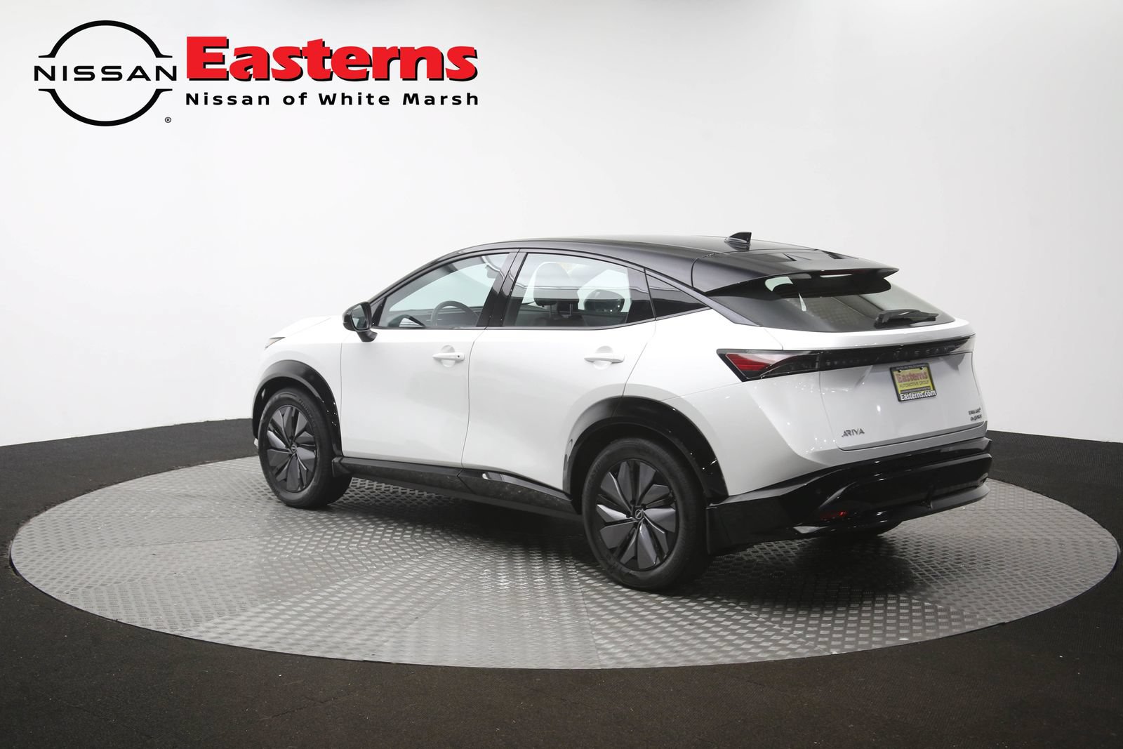 Used 2024 Nissan Ariya AWD image 62