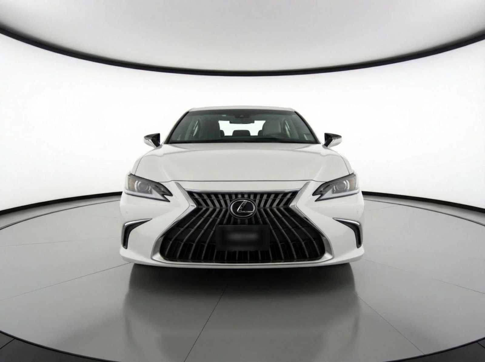 Used 2022 Lexus ES 350 image 2