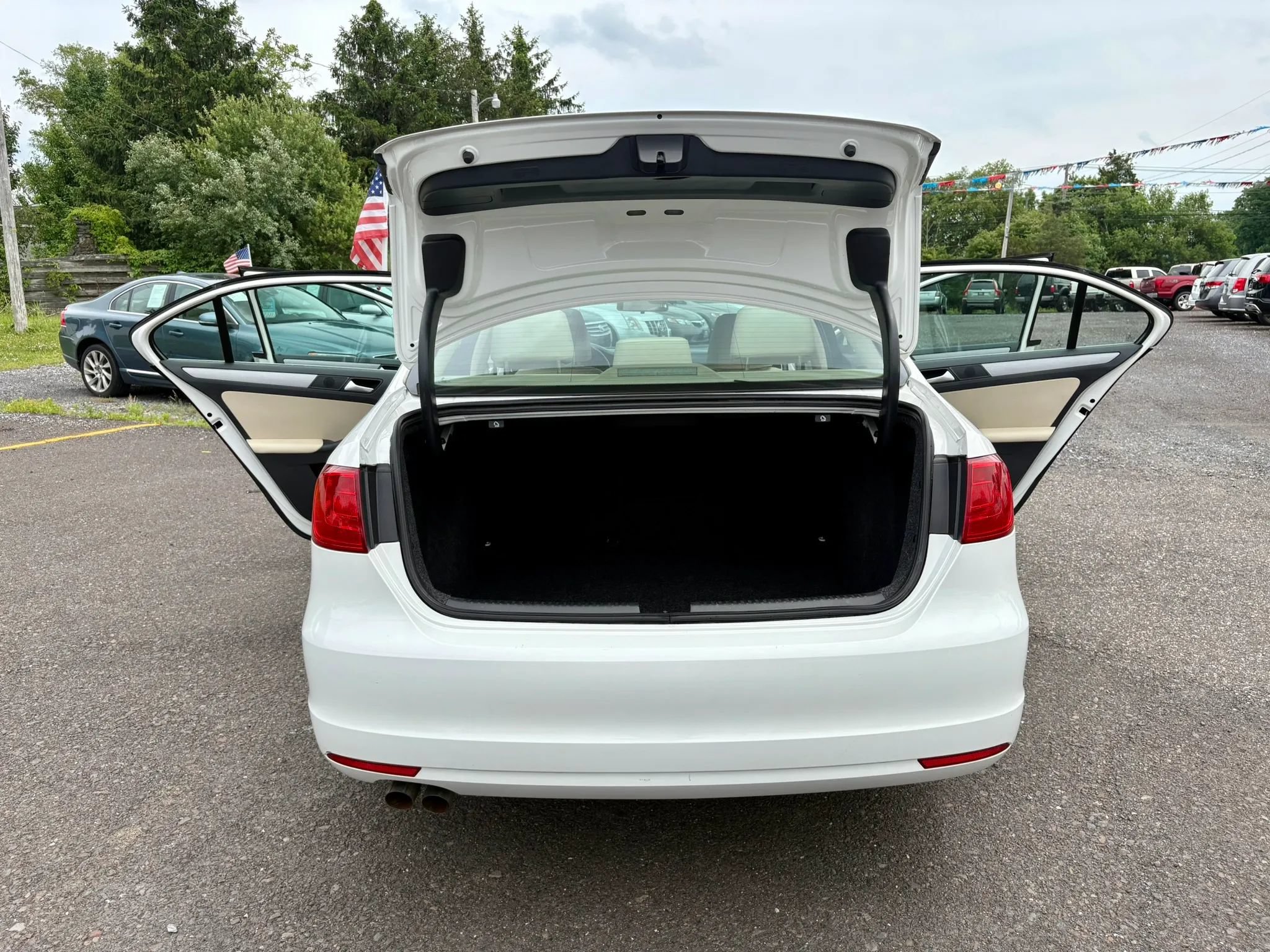 Used 2013 Volkswagen Jetta TDI FWD image 20