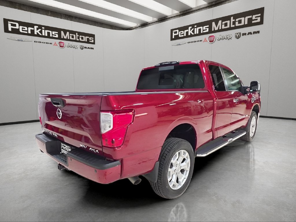 Used 2017 Nissan Titan SV AWD/4WD image 6