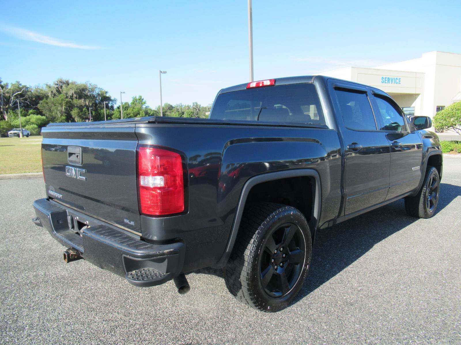 Used 2018 GMC Sierra 1500 SLE w/ Elevation Edition AWD/4WD image 7