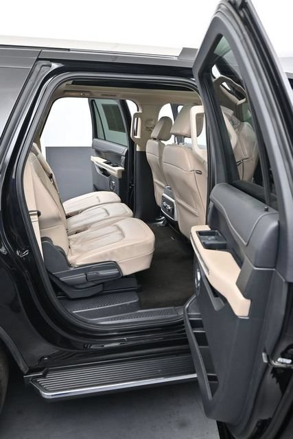 Used 2023 Ford Expedition Max Limited AWD/4WD image 13