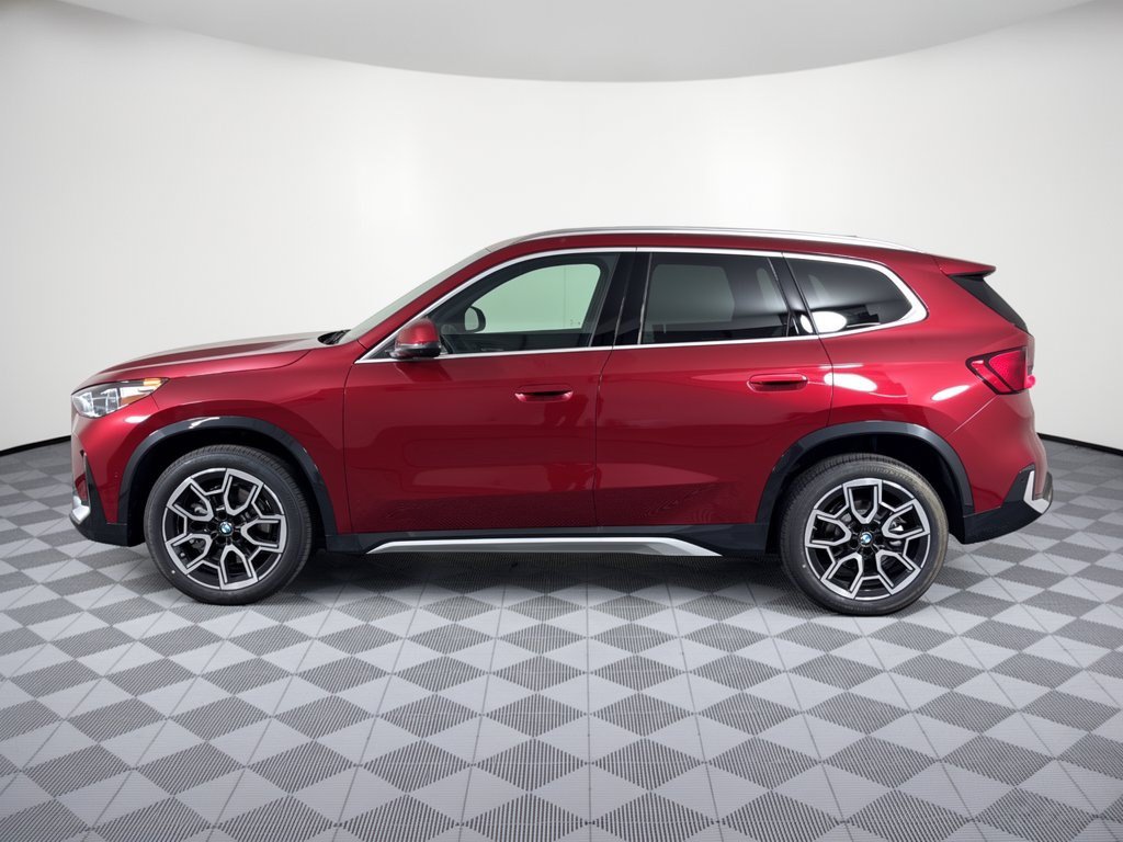 New 2027 BMW X1 xDrive28i w/ Technology Package AWD/4WD image 2