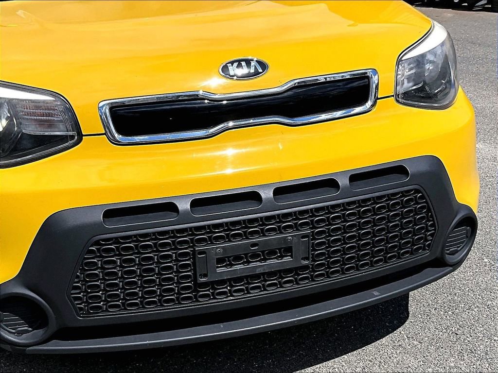 Used 2014 Kia Soul + FWD image 19