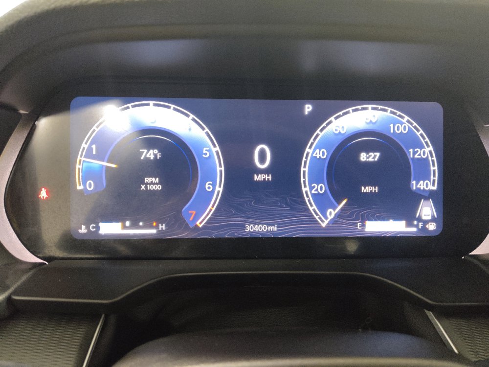 Used 2023 Jeep Grand Cherokee Laredo w/ Luxury Tech Group I AWD/4WD image 23