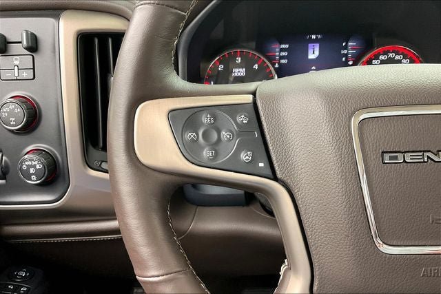 Used 2015 GMC Sierra 1500 Denali w/ Driver Alert Package AWD/4WD image 22