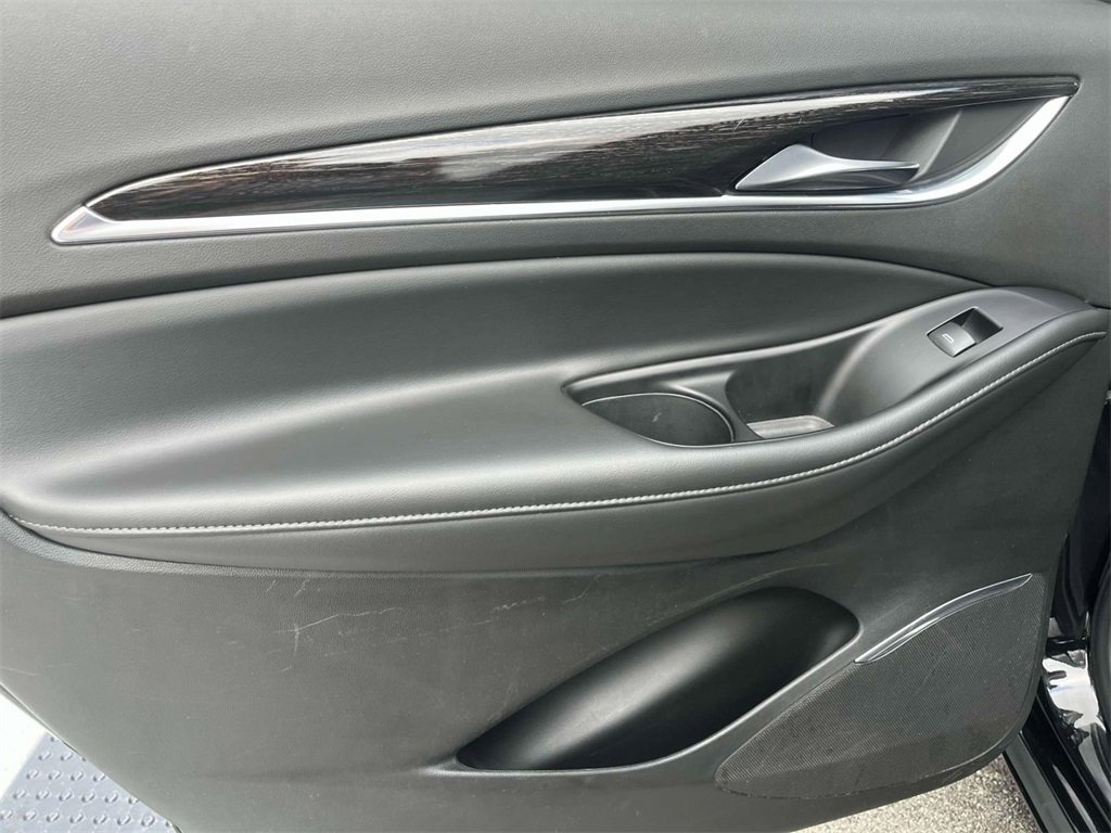 Used 2020 Buick Enclave Avenir w/ Avenir Technology Package image 15