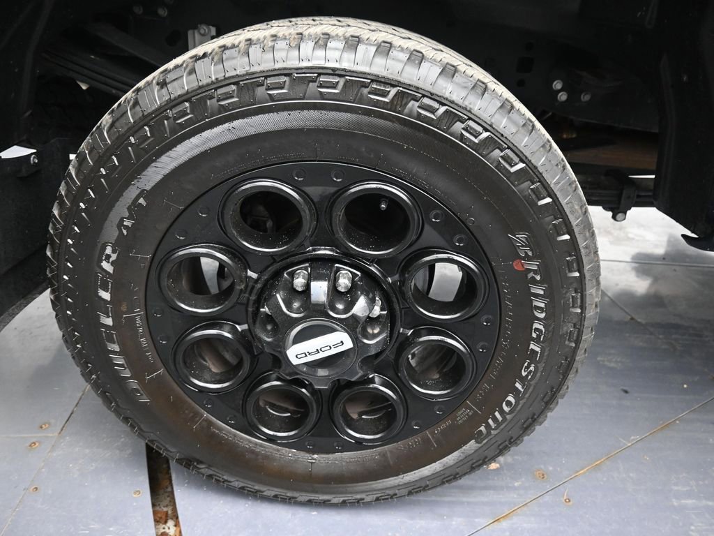 Used 2025 Ford F350 XLT w/ Black Appearance Package image 28