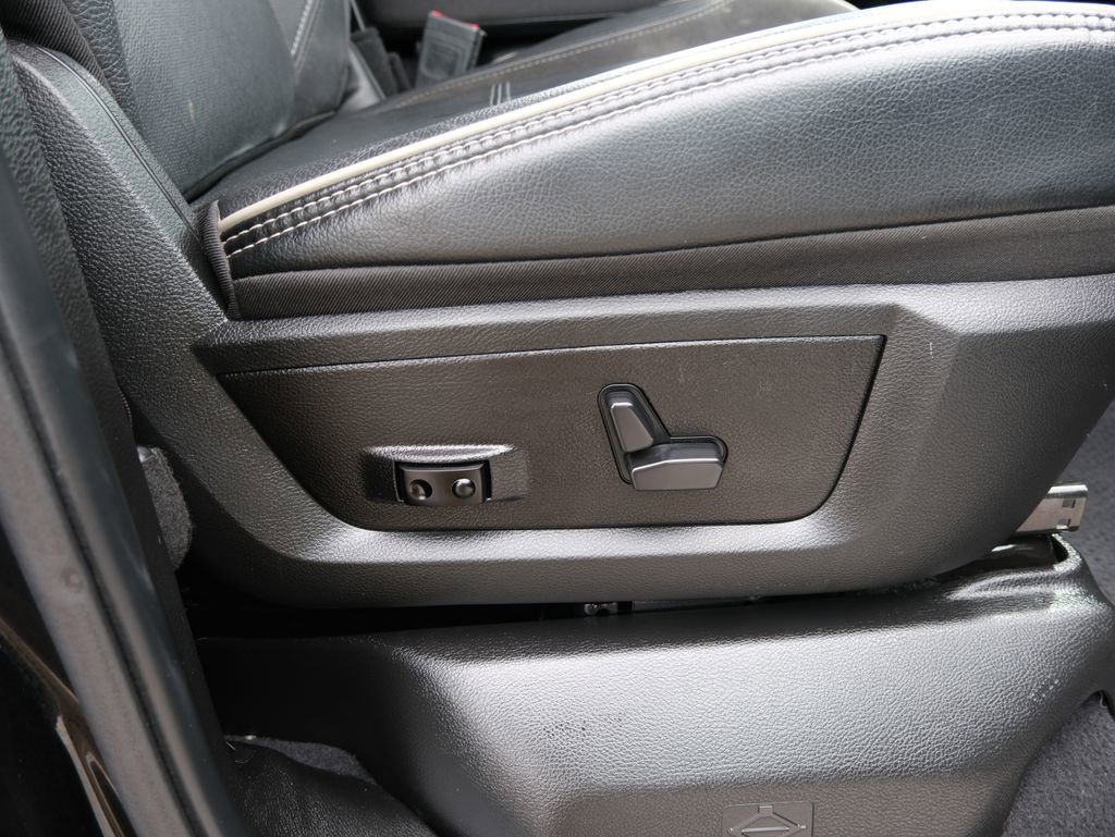 Used 2024 RAM 2500 Laramie w/ Safety Group image 31