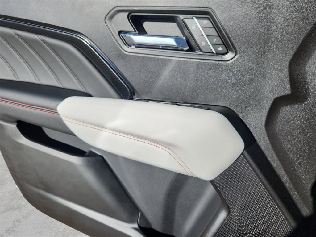 New 2026 GMC Canyon AT4X image 7