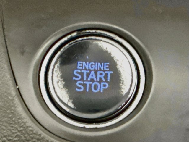 Used 2024 Hyundai Elantra SEL FWD image 20