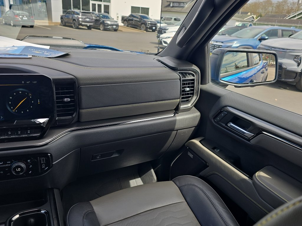 Certified 2022 Chevrolet Silverado 1500 ZR2 w/ Technology Package image 23