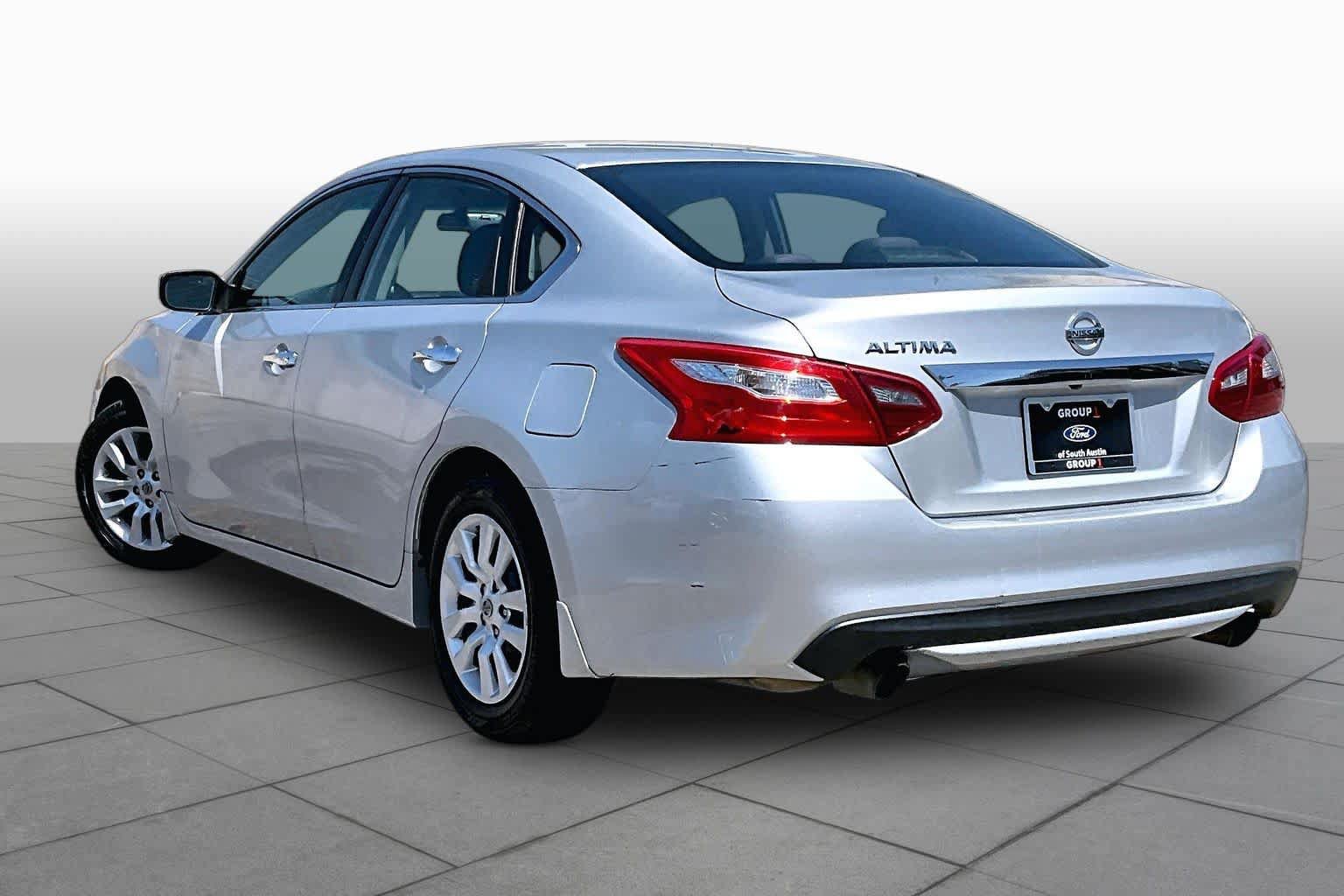 Used 2018 Nissan Altima 2.5 S w/ S Convenience Package FWD image 14