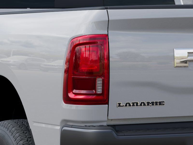 New 2026 RAM 3500 Laramie AWD/4WD image 10