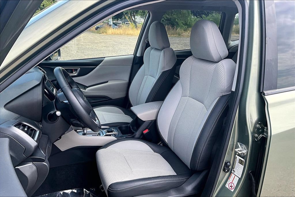 Used 2019 Subaru Forester Premium w/ All-Weather Package AWD/4WD image 9