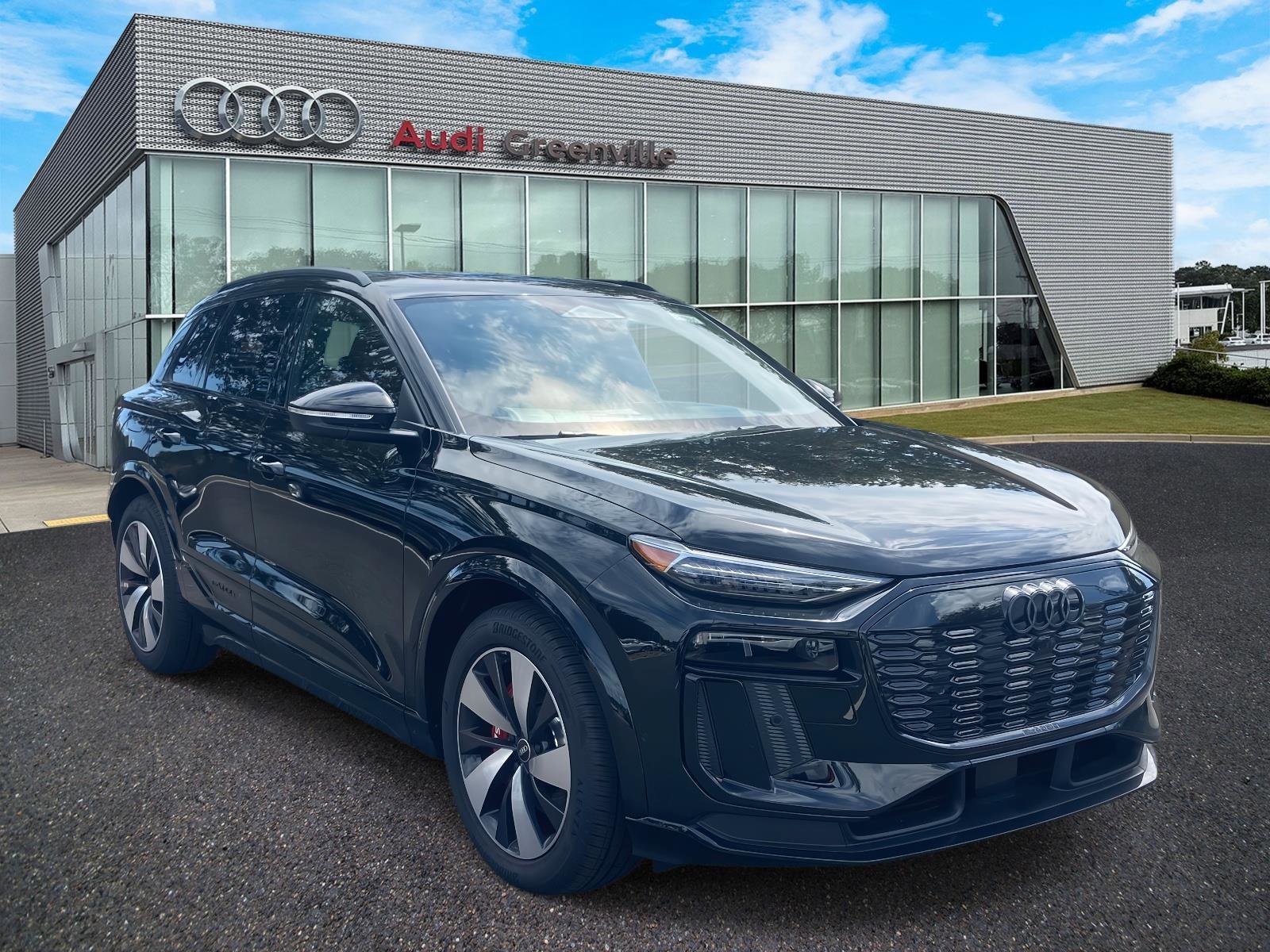 New 2025 Audi SQ6 e-tron Premium Plus image 1