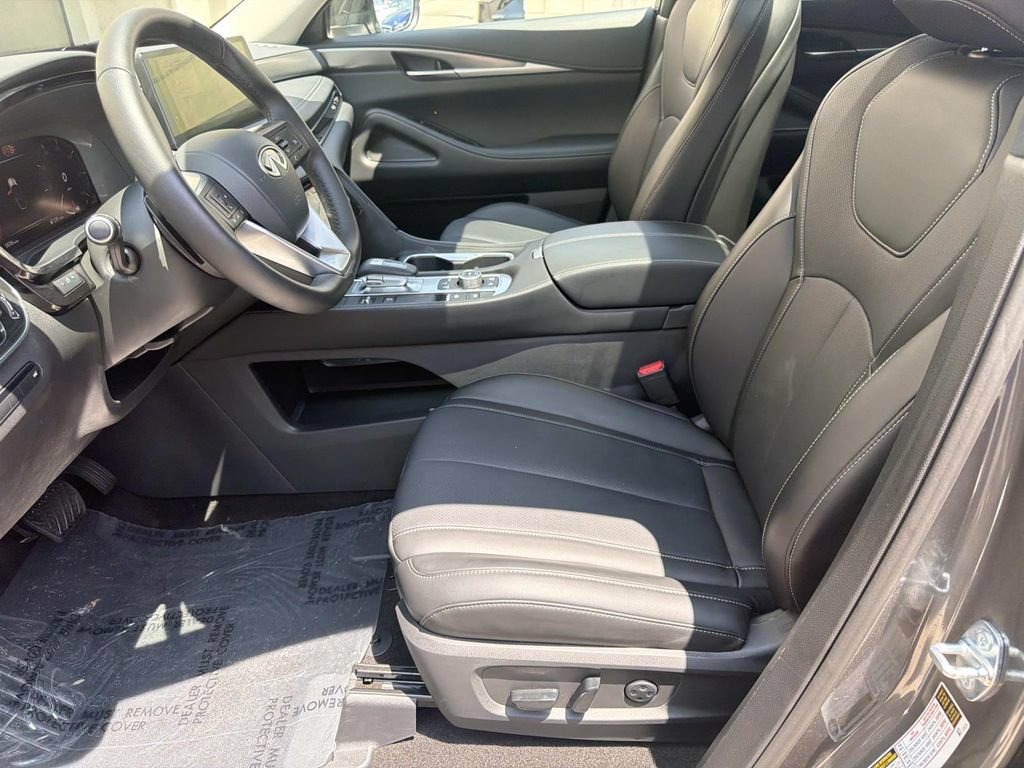 Certified 2026 INFINITI QX60 Pure w/ Cargo Package AWD/4WD image 17