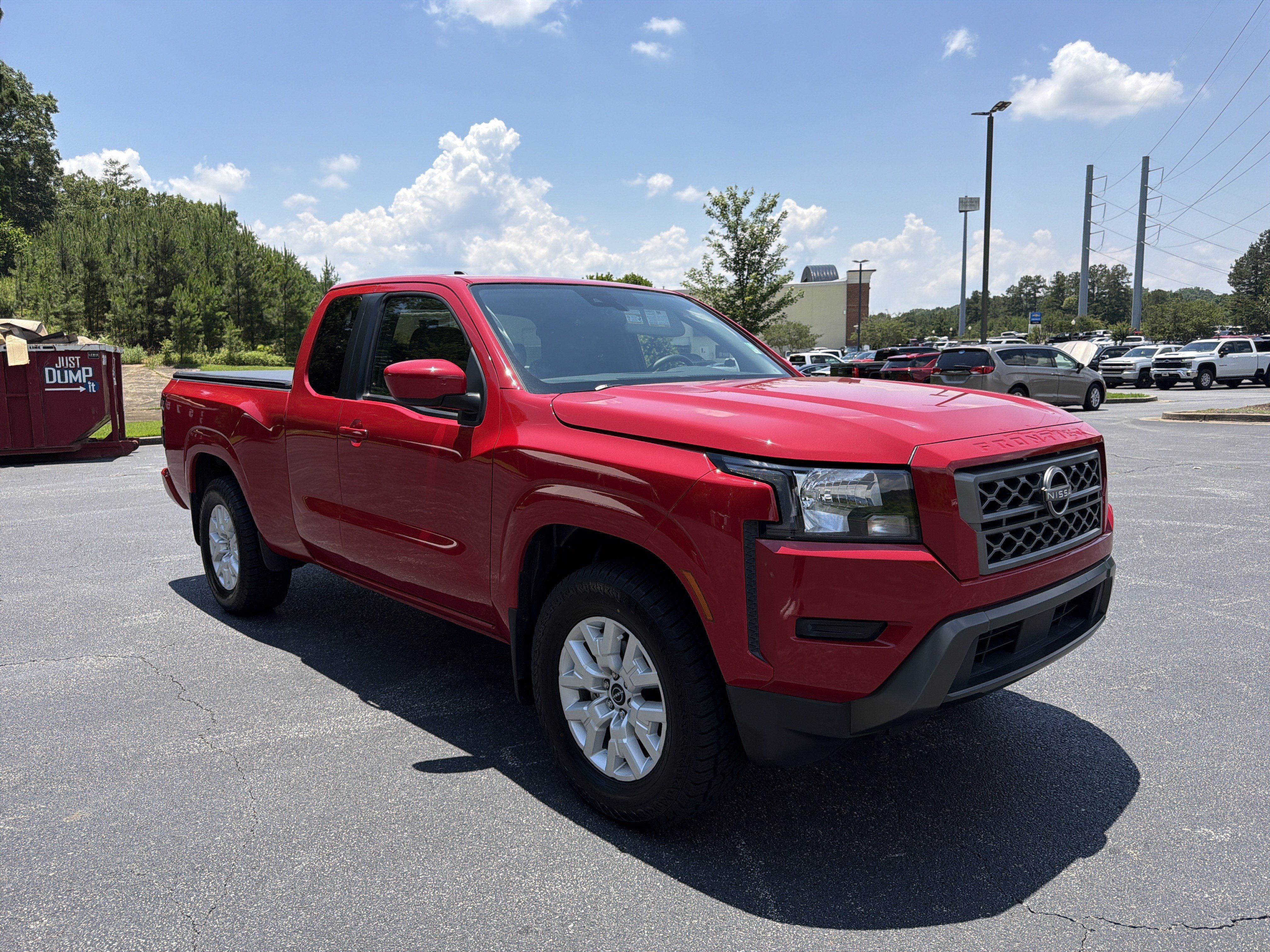 Used 2022 Nissan Frontier SV w/ Technology Package RWD image 3