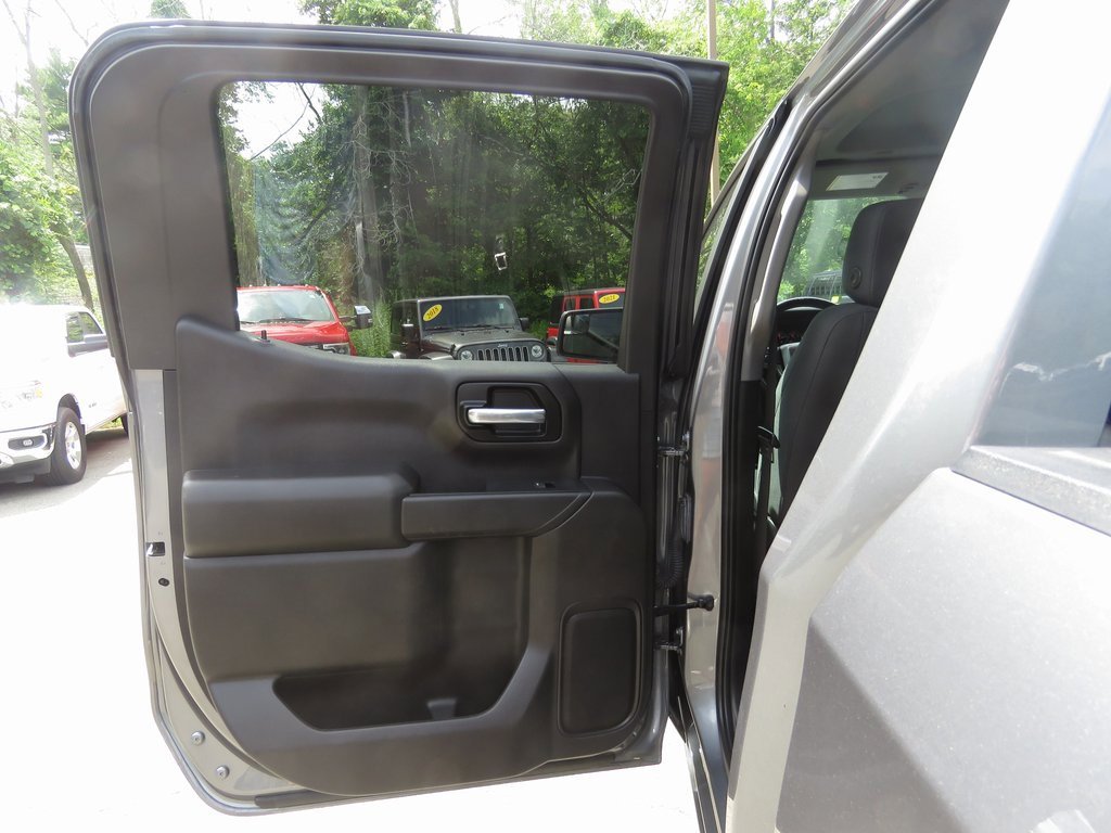 Used 2021 Chevrolet Silverado 1500 LT image 19