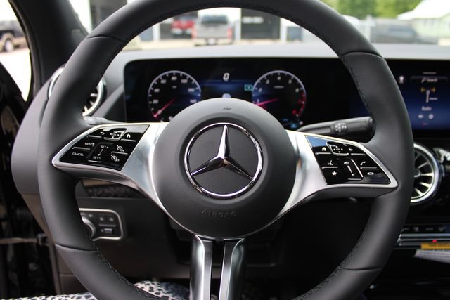 New 2026 Mercedes-Benz GLA 250 4MATIC image 11