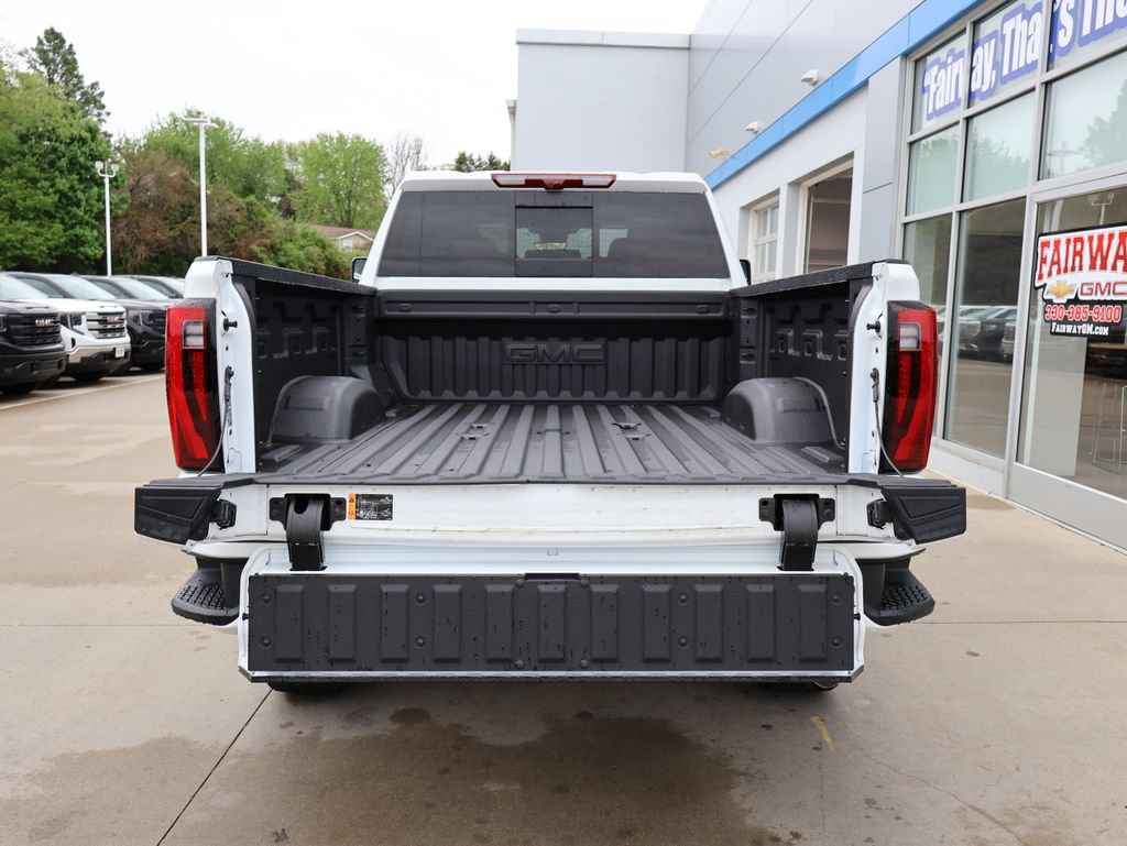 New 2026 GMC Sierra 2500 Denali w/ Denali Reserve Package AWD/4WD image 37
