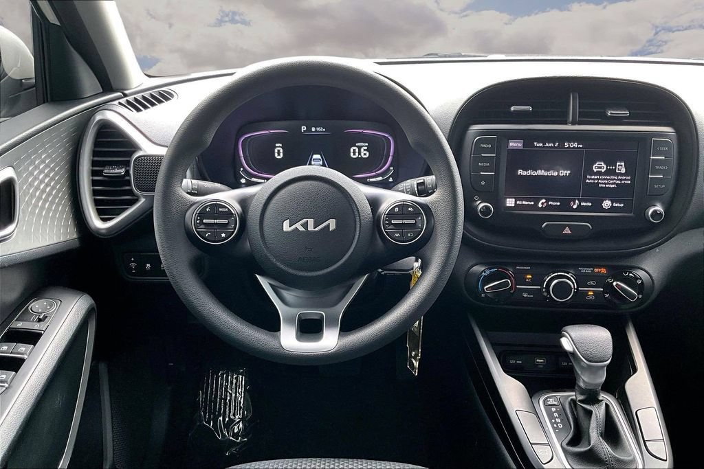 Used 2023 Kia Soul FWD image 8