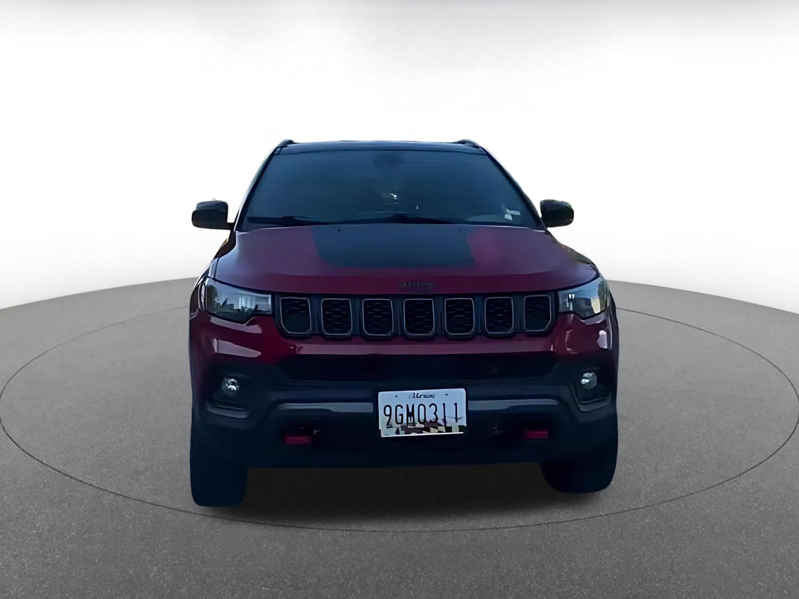 Used 2025 Jeep Compass Trailhawk AWD/4WD image 10