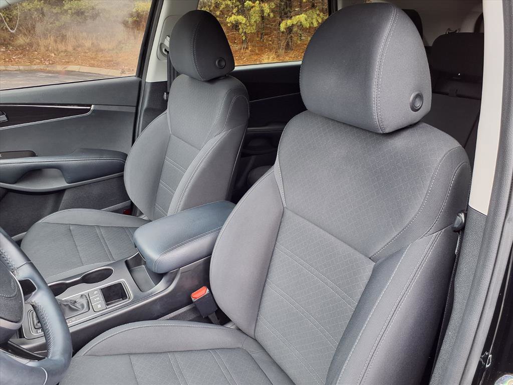 Used 2020 Kia Sorento S image 13