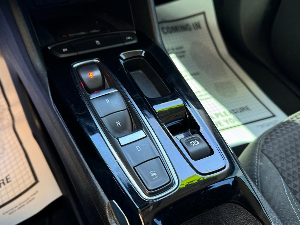 Used 2023 Chevrolet Bolt EUV LT image 16