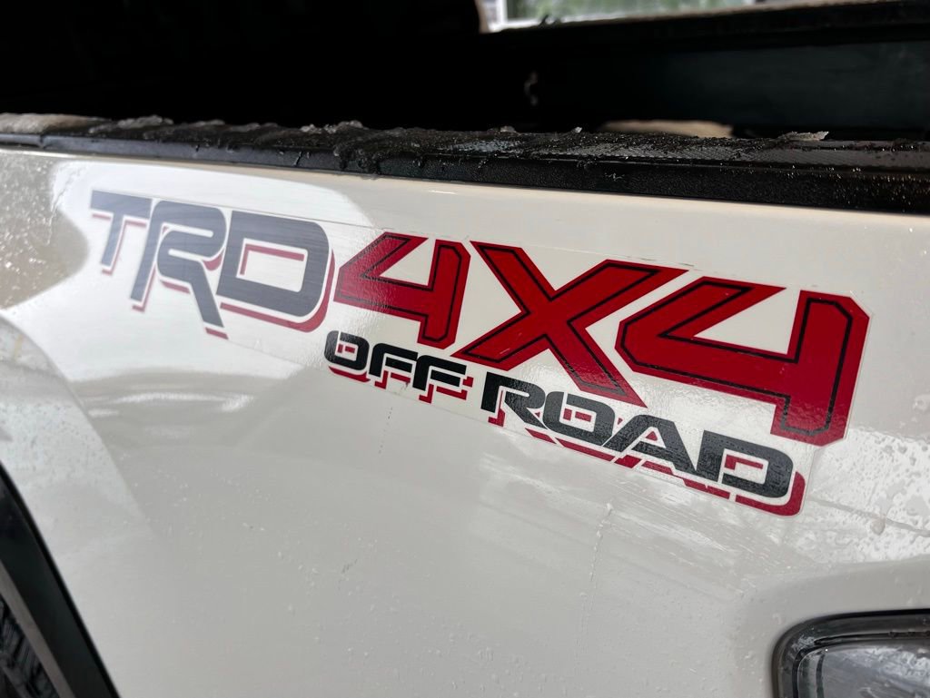 Used 2020 Toyota Tacoma TRD Off-Road w/ Technology Package image 14