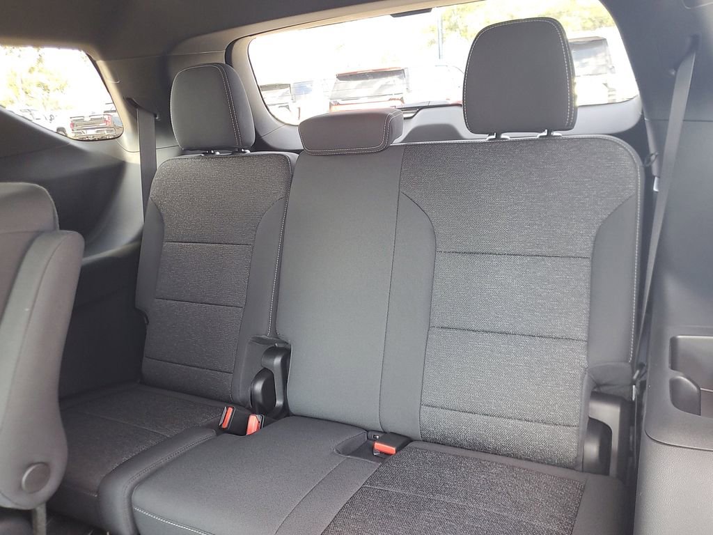 New 2026 Chevrolet Traverse LT w/ Driver Confidence Package image 9
