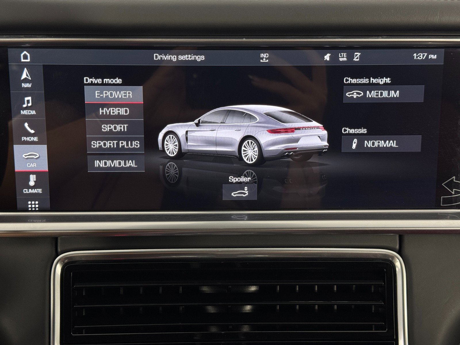 Used 2019 Porsche Panamera 4 Executive w/ Premium Package Plus image 27