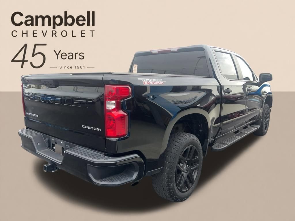 Used 2022 Chevrolet Silverado 1500 Custom Trail Boss AWD/4WD image 11