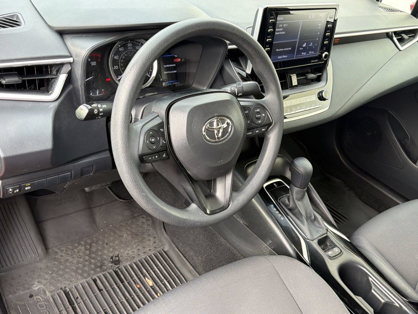 Certified 2021 Toyota Corolla LE w/ LE Convenience Package FWD image 4