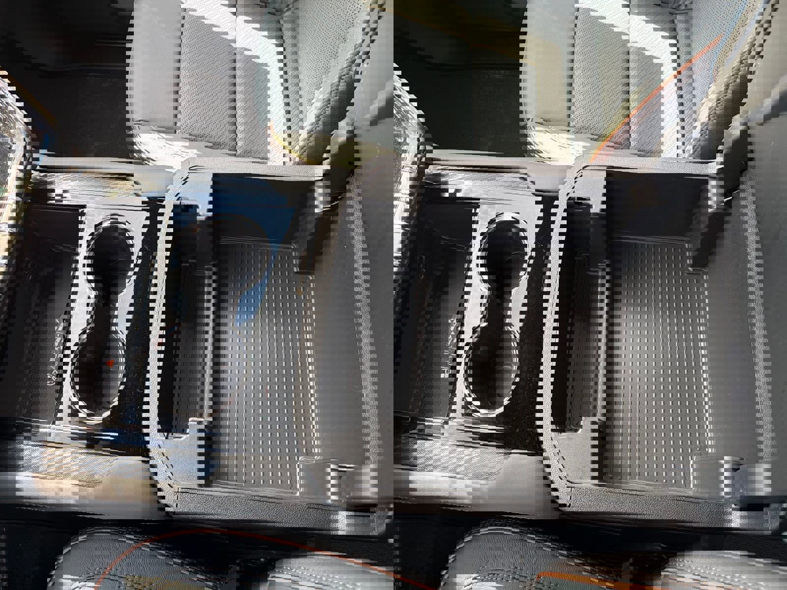 New 2026 GMC Yukon XL AT4 image 32