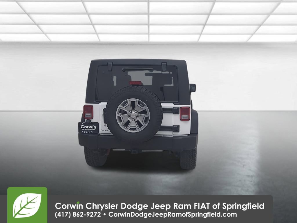 Used 2015 Jeep Wrangler Rubicon w/ Power Convenience Group image 13